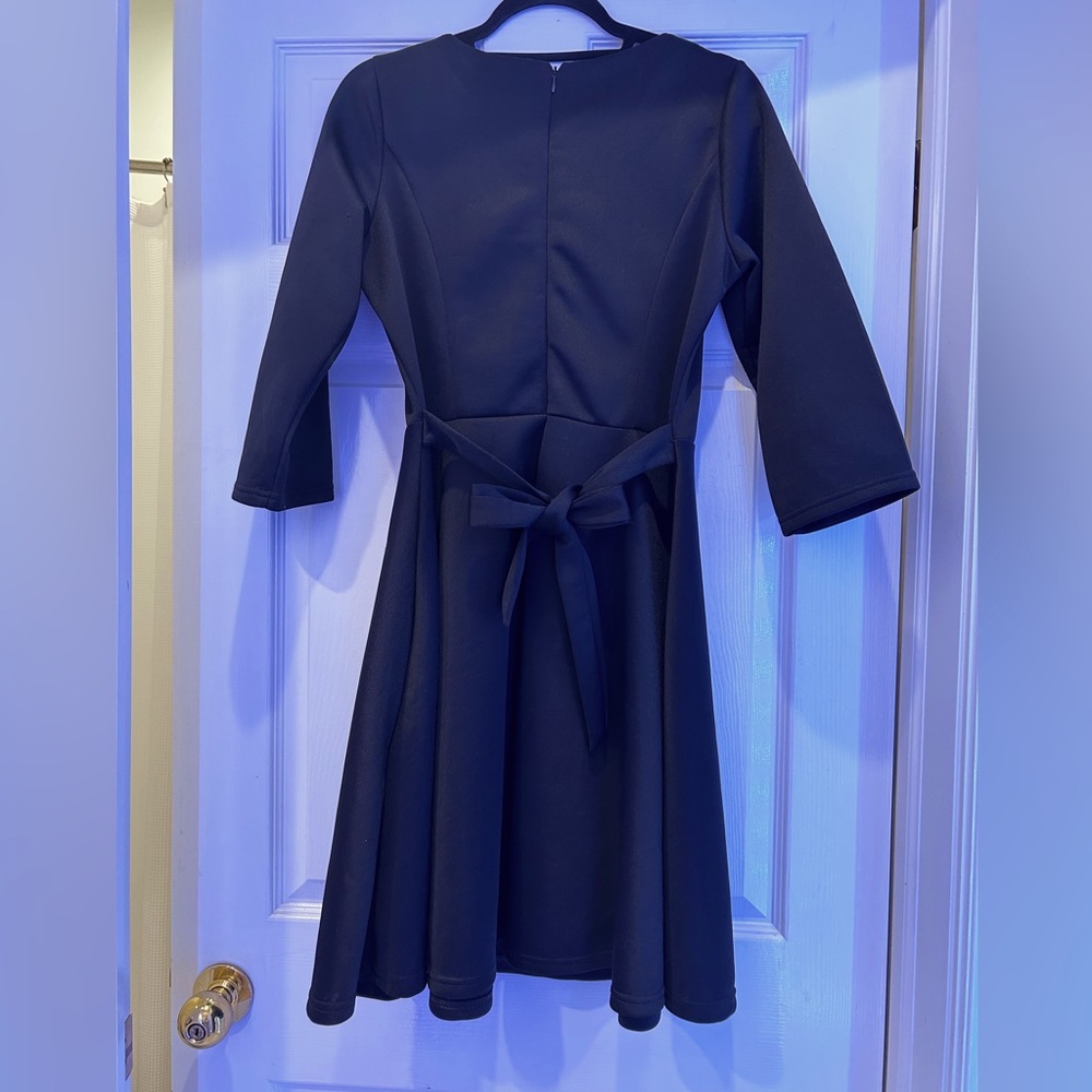 Black, 3/4 sleeve dress